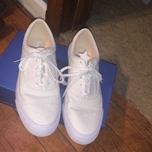 Keds with Glow in the Dark stars, Lace up Casual Sneakers Women’s 8